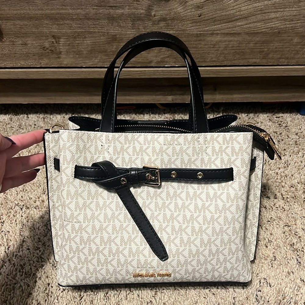 Michael Kors Emilia Small Logo Satchel